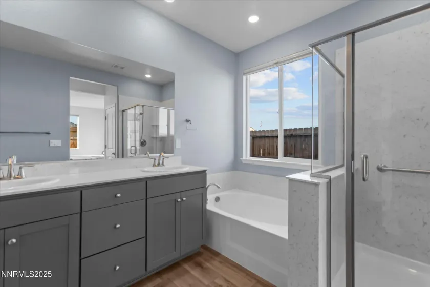 1957 Tipton Peak, Carson City, Nevada 89701, 4 Bedrooms Bedrooms, ,2 BathroomsBathrooms,Residential,Residential,Tipton Peak,250057671