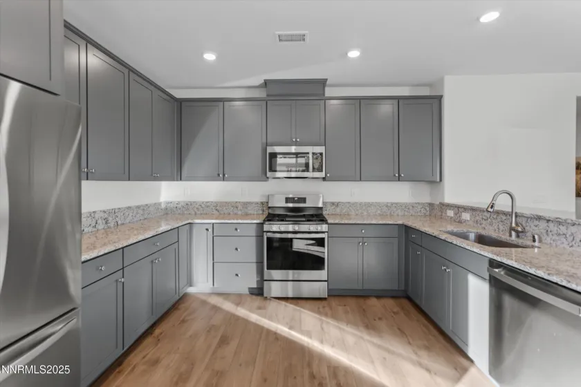 1957 Tipton Peak, Carson City, Nevada 89701, 4 Bedrooms Bedrooms, ,2 BathroomsBathrooms,Residential,Residential,Tipton Peak,250057671