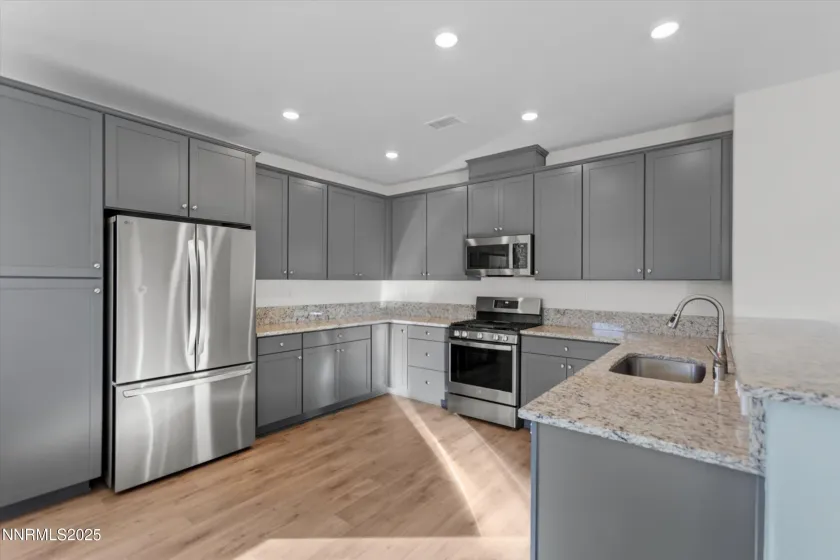 1957 Tipton Peak, Carson City, Nevada 89701, 4 Bedrooms Bedrooms, ,2 BathroomsBathrooms,Residential,Residential,Tipton Peak,250057671