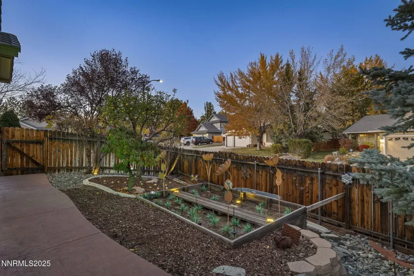 1875 High Back, Sparks, Nevada 89436, 3 Bedrooms Bedrooms, ,3 BathroomsBathrooms,Residential,Residential,High Back,250057673