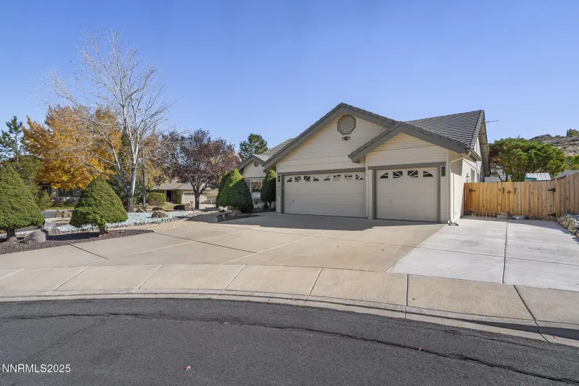 1875 High Back, Sparks, Nevada 89436, 3 Bedrooms Bedrooms, ,3 BathroomsBathrooms,Residential,Residential,High Back,250057673