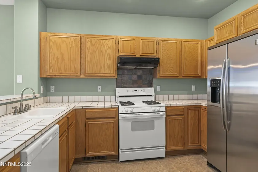 825 Caughlin, Reno, Nevada 89519, 2 Bedrooms Bedrooms, ,2 BathroomsBathrooms,Residential,Residential,Caughlin,250057675