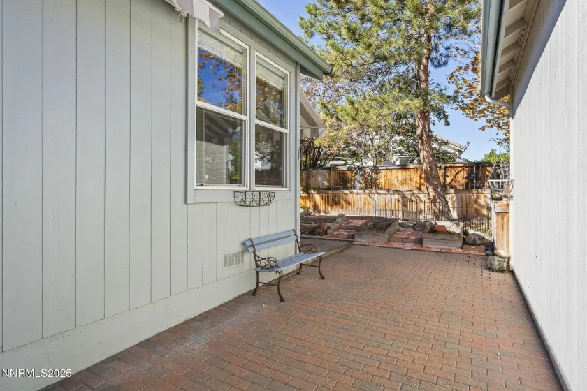 825 Caughlin, Reno, Nevada 89519, 2 Bedrooms Bedrooms, ,2 BathroomsBathrooms,Residential,Residential,Caughlin,250057675