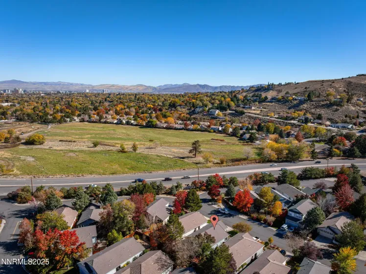 825 Caughlin, Reno, Nevada 89519, 2 Bedrooms Bedrooms, ,2 BathroomsBathrooms,Residential,Residential,Caughlin,250057675