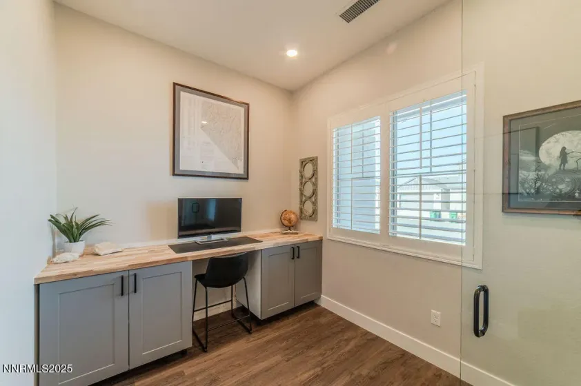 1891 Hogan Peak, Carson City, Nevada 89701, 3 Bedrooms Bedrooms, ,2 BathroomsBathrooms,Residential,Residential,Hogan Peak,250057678 1891 Hogan Peak, Carson City, Nevada 89701, 3 Bedrooms Bedrooms, ,2 BathroomsBathrooms,Residential,Residential,Hogan Peak,250057678