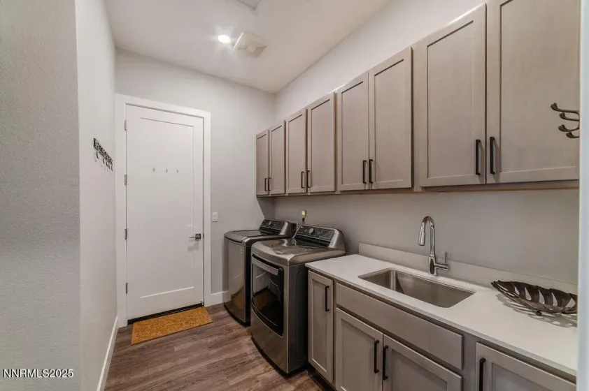 1891 Hogan Peak, Carson City, Nevada 89701, 3 Bedrooms Bedrooms, ,2 BathroomsBathrooms,Residential,Residential,Hogan Peak,250057678 1891 Hogan Peak, Carson City, Nevada 89701, 3 Bedrooms Bedrooms, ,2 BathroomsBathrooms,Residential,Residential,Hogan Peak,250057678