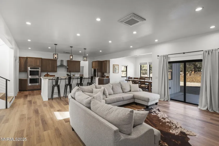 2320 Empire, Reno, Nevada 89521, 5 Bedrooms Bedrooms, ,3 BathroomsBathrooms,Residential,Residential,Empire,250057681 2320 Empire, Reno, Nevada 89521, 5 Bedrooms Bedrooms, ,3 BathroomsBathrooms,Residential,Residential,Empire,250057681