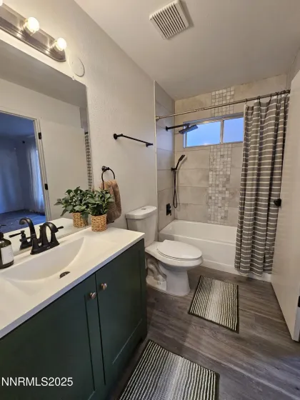 1990 Fargo, Sparks, Nevada 89434, 2 Bedrooms Bedrooms, ,2 BathroomsBathrooms,Residential,Residential,Fargo,250057684 1990 Fargo, Sparks, Nevada 89434, 2 Bedrooms Bedrooms, ,2 BathroomsBathrooms,Residential,Residential,Fargo,250057684