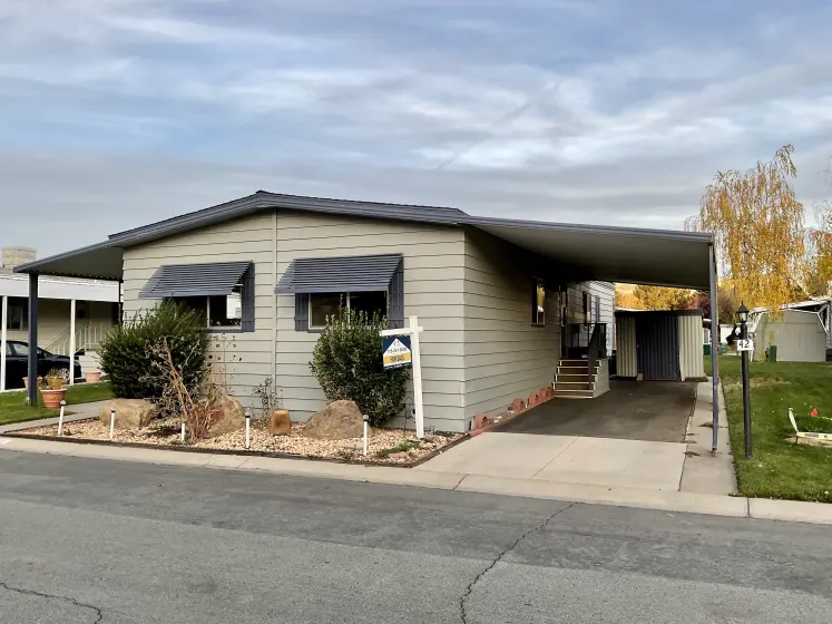 675 Parlanti Ln #42, Sparks, Nevada 89434, 2 Bedrooms Bedrooms, 12 Rooms Rooms,2 BathroomsBathrooms,Manufactured,Residential,Parlanti,250057687