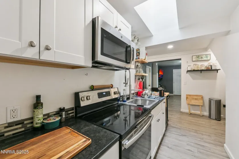 440 7th, Reno, Nevada 89512, 3 Bedrooms Bedrooms, ,2 BathroomsBathrooms,Residential,Residential,7th,250055873