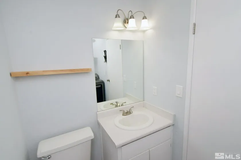 3230 Wedekind, Sparks, Nevada 89431, 2 Bedrooms Bedrooms, ,3 BathroomsBathrooms,Residential,Residential,Wedekind,250006501