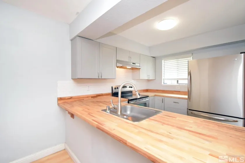 3230 Wedekind, Sparks, Nevada 89431, 2 Bedrooms Bedrooms, ,3 BathroomsBathrooms,Residential,Residential,Wedekind,250006501