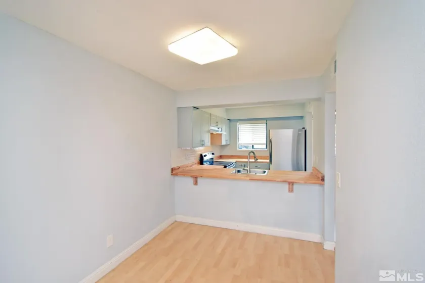 3230 Wedekind, Sparks, Nevada 89431, 2 Bedrooms Bedrooms, ,3 BathroomsBathrooms,Residential,Residential,Wedekind,250006501