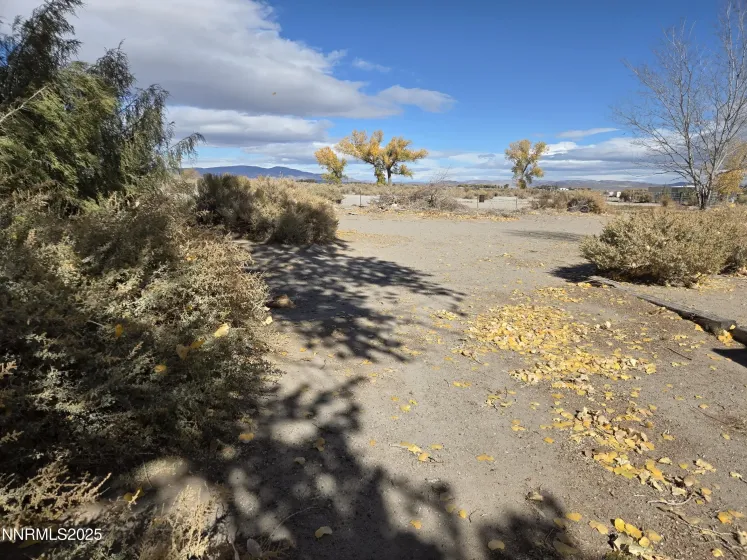 14 Yermo, Yerington, Nevada 89447, 2 Bedrooms Bedrooms, ,1 BathroomBathrooms,Residential,Residential,Yermo,250057690