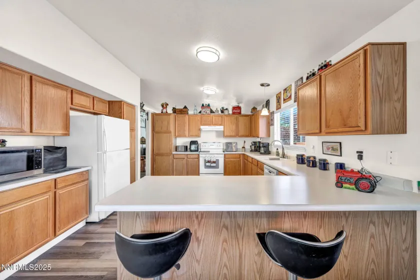 17533 Javalina, Reno, Nevada 89508, 3 Bedrooms Bedrooms, ,2 BathroomsBathrooms,Residential,Residential,Javalina,250051068