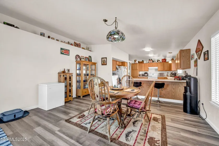 17533 Javalina, Reno, Nevada 89508, 3 Bedrooms Bedrooms, ,2 BathroomsBathrooms,Residential,Residential,Javalina,250051068