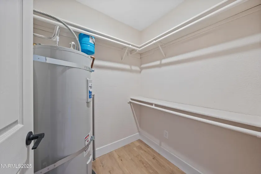 2520 Tripp, Reno, Nevada 89512, 2 Bedrooms Bedrooms, ,2 BathroomsBathrooms,Residential,Residential,Tripp,250057691