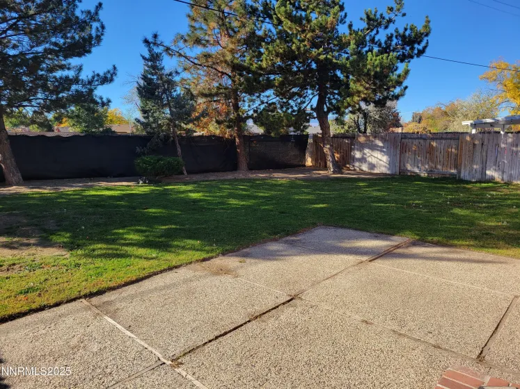 Sparks, Nevada 89431, 3 Bedrooms Bedrooms, ,2 BathroomsBathrooms,Residential,Residential,250057695