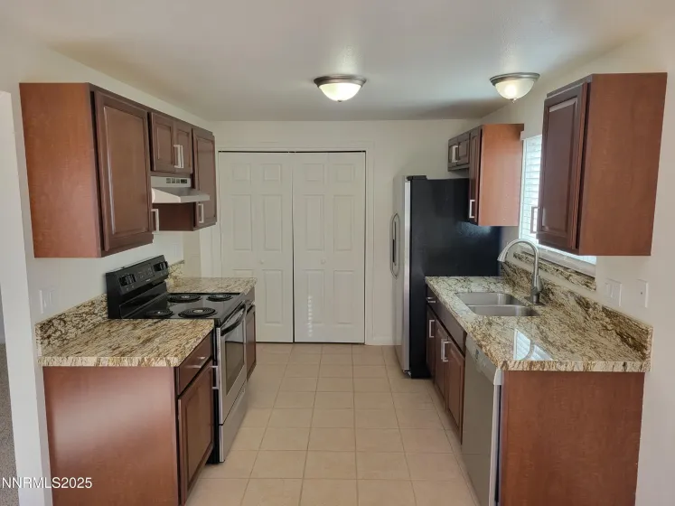 Sparks, Nevada 89431, 3 Bedrooms Bedrooms, ,2 BathroomsBathrooms,Residential,Residential,250057695