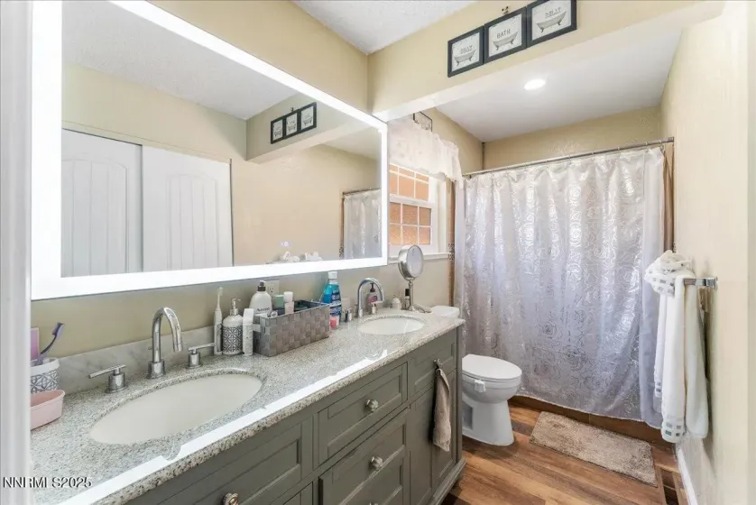 3607 Keogh, Sparks, Nevada 89431, 4 Bedrooms Bedrooms, ,3 BathroomsBathrooms,Residential,Residential,Keogh,250057699