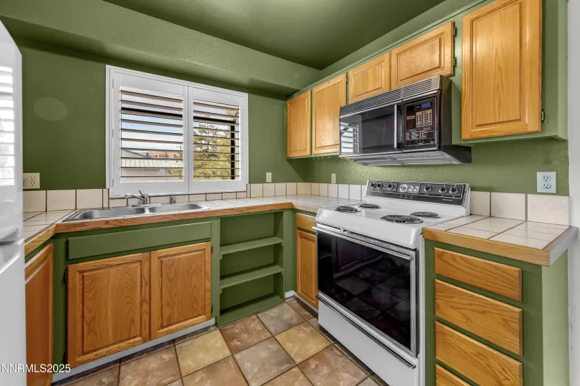 1405 Selmi, Reno, Nevada 89512, 1 Bedroom Bedrooms, ,1 BathroomBathrooms,Residential,Residential,Selmi,250057706