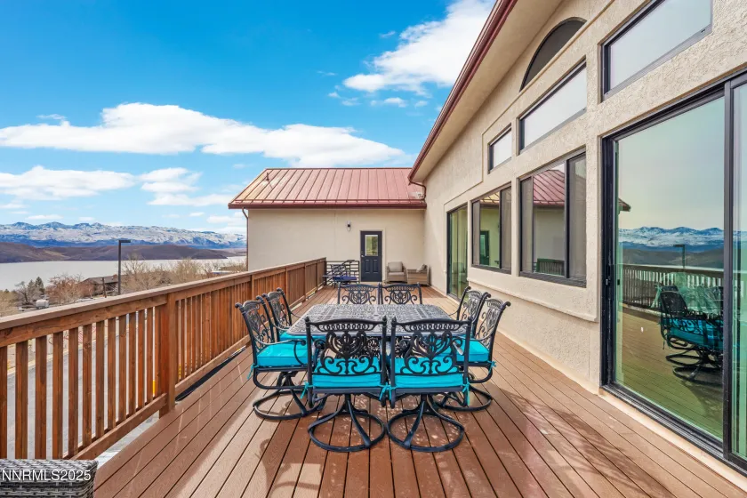 1929 US-395, Gardnerville, Nevada 89410, ,Residential Income,Residential,US-395,250057708