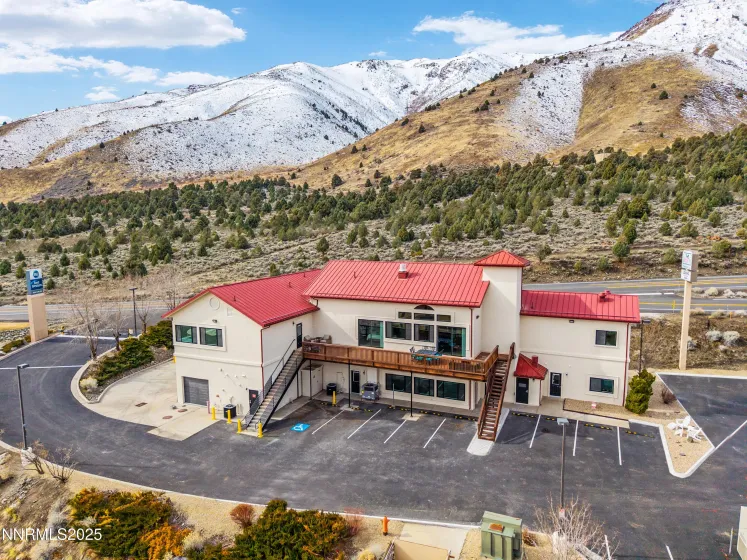 1929 US-395, Gardnerville, Nevada 89410, ,Residential Income,Residential,US-395,250057708