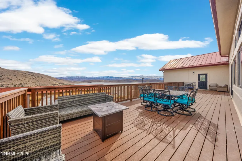 1929 US-395, Gardnerville, Nevada 89410, ,Residential Income,Residential,US-395,250057708