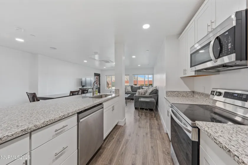 1929 US-395, Gardnerville, Nevada 89410, ,Residential Income,Residential,US-395,250057708