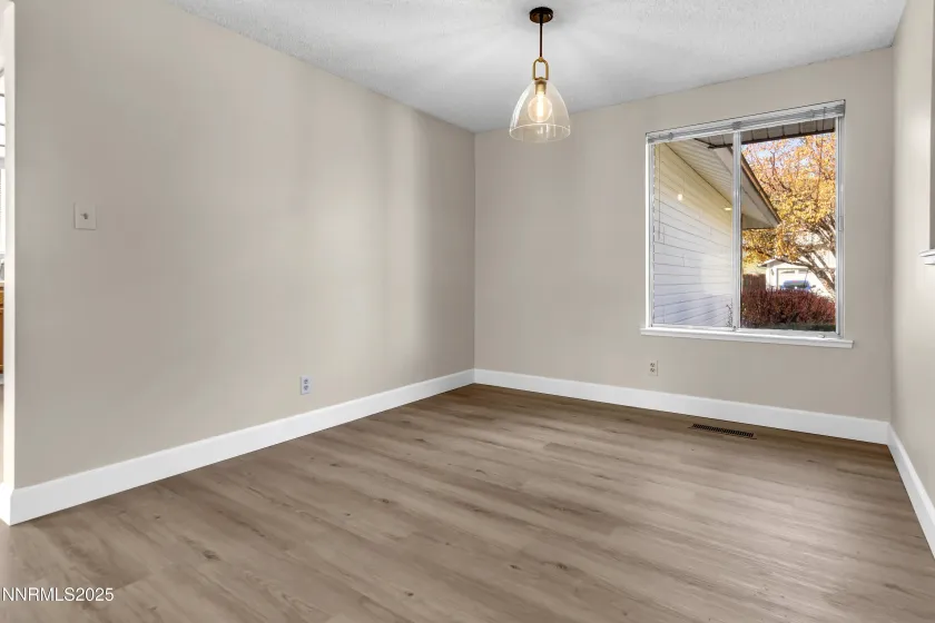 2024 Woodtrail, Sparks, Nevada 89434, 3 Bedrooms Bedrooms, ,2 BathroomsBathrooms,Residential,Residential,Woodtrail,250057709