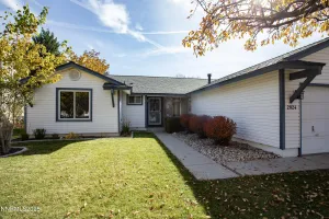 2024 Woodtrail, Sparks, Nevada 89434, 3 Bedrooms Bedrooms, ,2 BathroomsBathrooms,Residential,Residential,Woodtrail,250057709