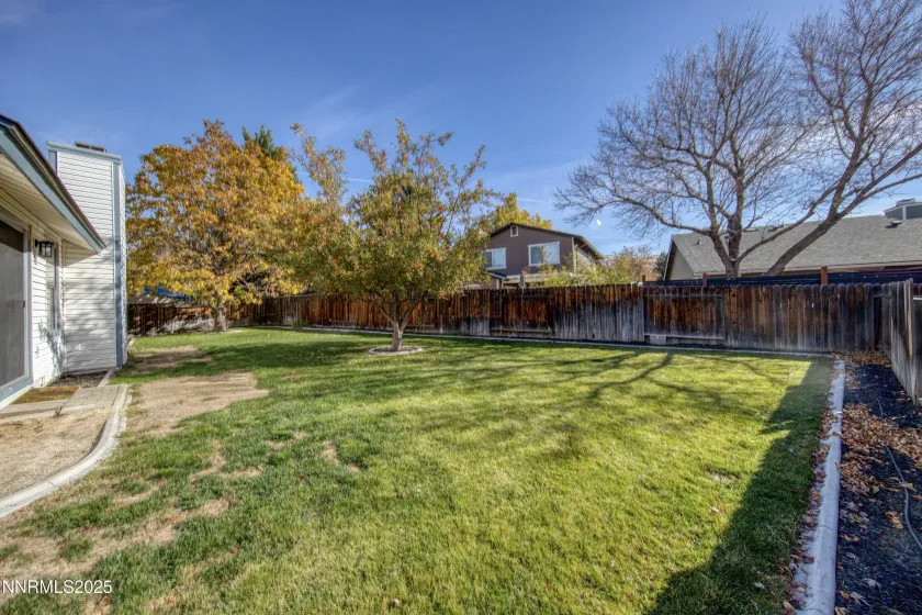 2024 Woodtrail, Sparks, Nevada 89434, 3 Bedrooms Bedrooms, ,2 BathroomsBathrooms,Residential,Residential,Woodtrail,250057709