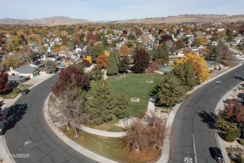 2024 Woodtrail, Sparks, Nevada 89434, 3 Bedrooms Bedrooms, ,2 BathroomsBathrooms,Residential,Residential,Woodtrail,250057709