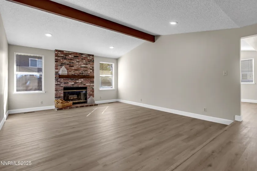 2024 Woodtrail, Sparks, Nevada 89434, 3 Bedrooms Bedrooms, ,2 BathroomsBathrooms,Residential,Residential,Woodtrail,250057709