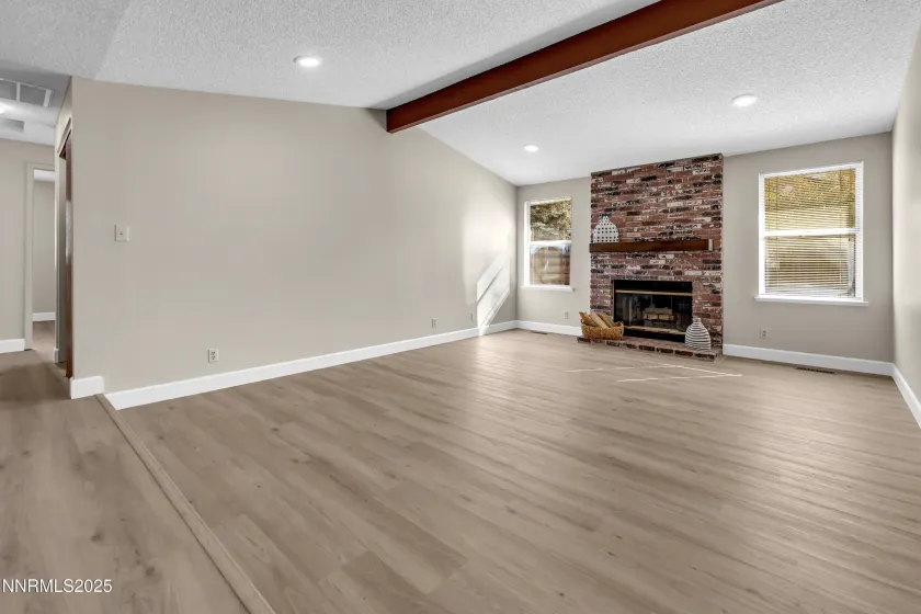 2024 Woodtrail, Sparks, Nevada 89434, 3 Bedrooms Bedrooms, ,2 BathroomsBathrooms,Residential,Residential,Woodtrail,250057709