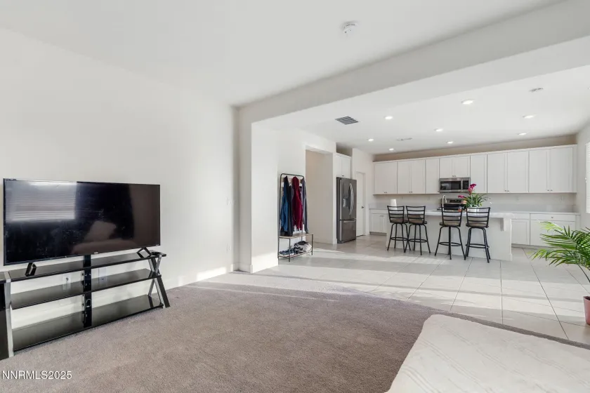 6103 Shining Sunset, Sparks, Nevada 89436, 3 Bedrooms Bedrooms, ,3 BathroomsBathrooms,Residential,Residential,Shining Sunset,250057710