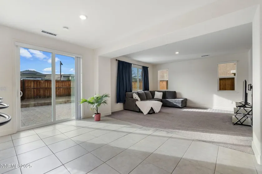 6103 Shining Sunset, Sparks, Nevada 89436, 3 Bedrooms Bedrooms, ,3 BathroomsBathrooms,Residential,Residential,Shining Sunset,250057710