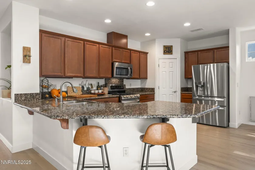 11086 Colton, Reno, Nevada 89521, 3 Bedrooms Bedrooms, ,2 BathroomsBathrooms,Residential,Residential,Colton,250057711