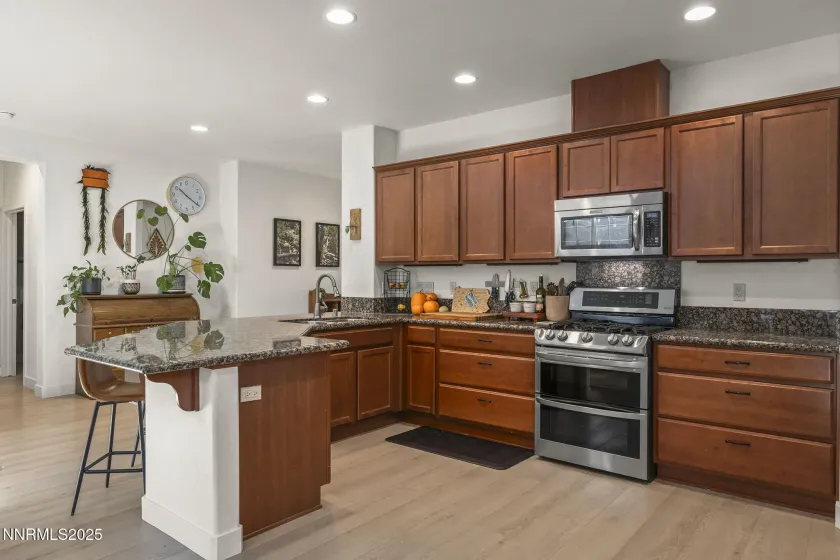 11086 Colton, Reno, Nevada 89521, 3 Bedrooms Bedrooms, ,2 BathroomsBathrooms,Residential,Residential,Colton,250057711