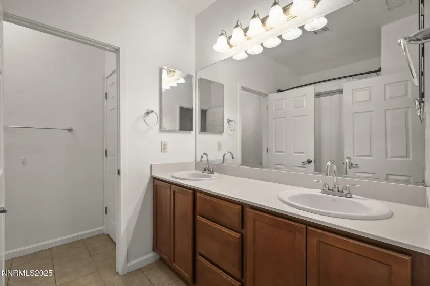 11086 Colton, Reno, Nevada 89521, 3 Bedrooms Bedrooms, ,2 BathroomsBathrooms,Residential,Residential,Colton,250057711