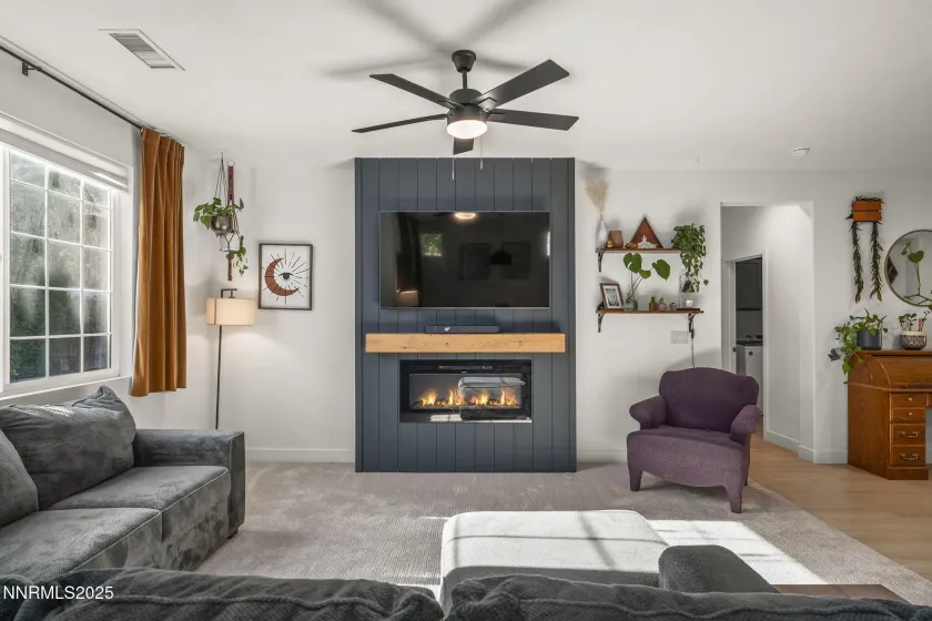 11086 Colton, Reno, Nevada 89521, 3 Bedrooms Bedrooms, ,2 BathroomsBathrooms,Residential,Residential,Colton,250057711