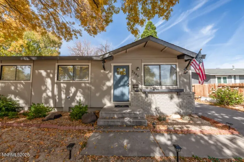 3545 4th, Sparks, Nevada 89431, 3 Bedrooms Bedrooms, ,1 BathroomBathrooms,Residential,Residential,4th,250057717