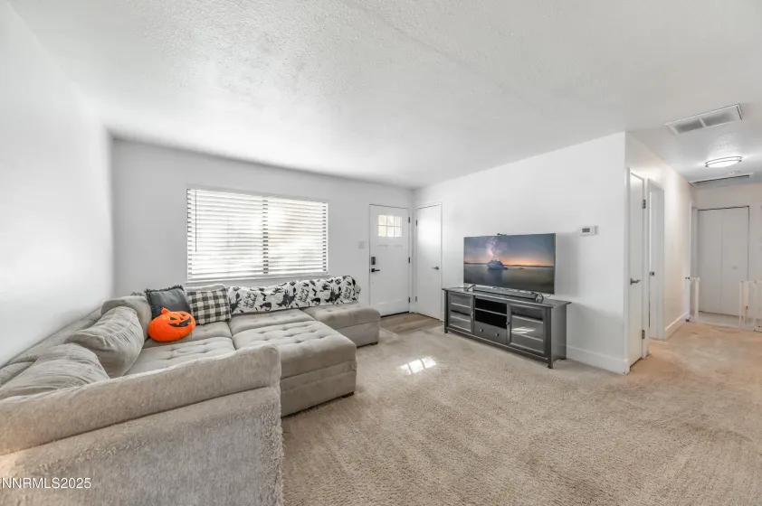 3545 4th, Sparks, Nevada 89431, 3 Bedrooms Bedrooms, ,1 BathroomBathrooms,Residential,Residential,4th,250057717