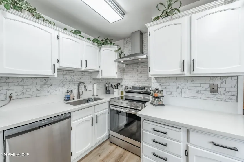 3545 4th, Sparks, Nevada 89431, 3 Bedrooms Bedrooms, ,1 BathroomBathrooms,Residential,Residential,4th,250057717