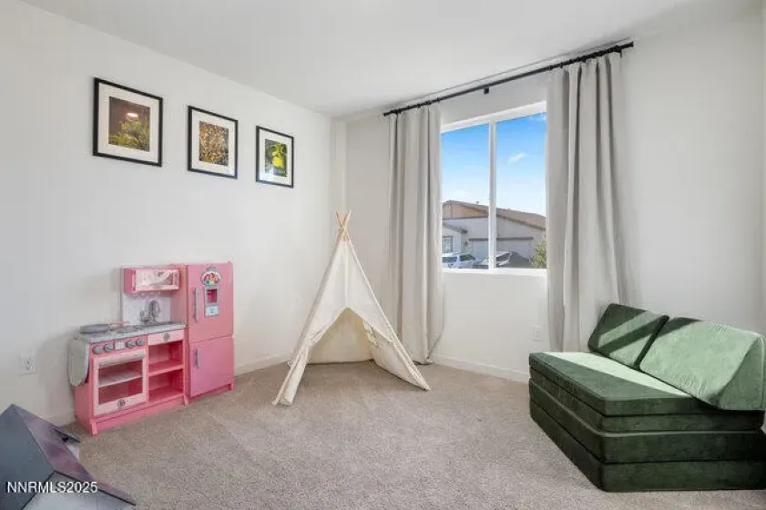 8405 Castletroy, Verdi, Nevada 89439, 4 Bedrooms Bedrooms, ,2 BathroomsBathrooms,Residential,Residential,Castletroy,250057714