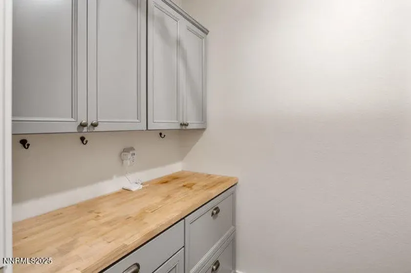 8405 Castletroy, Verdi, Nevada 89439, 4 Bedrooms Bedrooms, ,2 BathroomsBathrooms,Residential,Residential,Castletroy,250057714