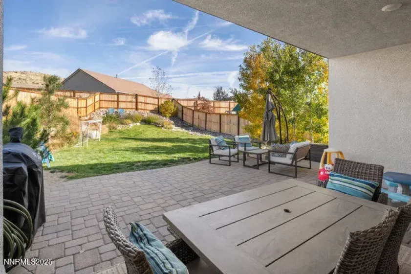 8405 Castletroy, Verdi, Nevada 89439, 4 Bedrooms Bedrooms, ,2 BathroomsBathrooms,Residential,Residential,Castletroy,250057714