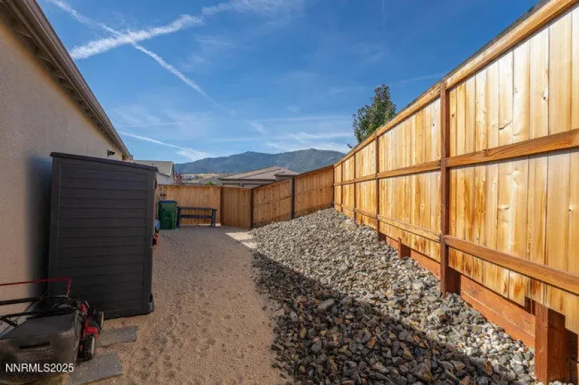 8405 Castletroy, Verdi, Nevada 89439, 4 Bedrooms Bedrooms, ,2 BathroomsBathrooms,Residential,Residential,Castletroy,250057714