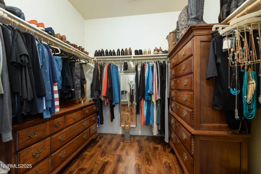 1648 Minden Village, Minden, Nevada 89423, 4 Bedrooms Bedrooms, ,3 BathroomsBathrooms,Residential,Residential,Minden Village,250057719