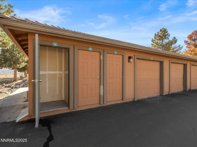 6850 Sharlands, Reno, Nevada 89523, 2 Bedrooms Bedrooms, ,2 BathroomsBathrooms,Residential,Residential,Sharlands,250057718